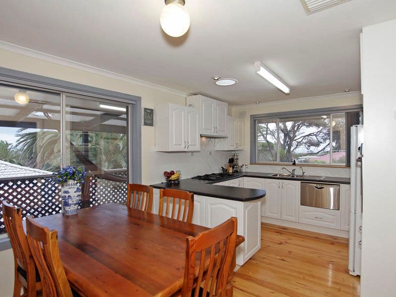 8 Ariel Street, HALLETT COVE SA 5158, Hallett Cove - Thumbnail 4
