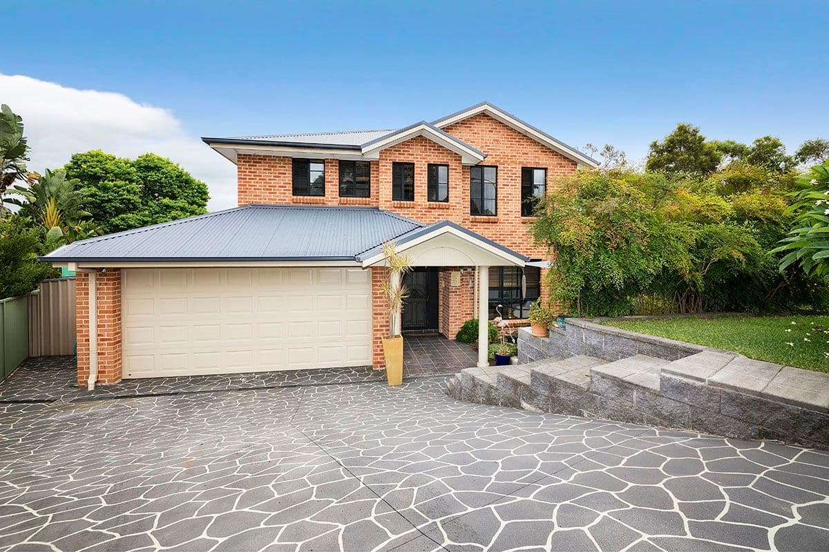 4 Long Close, Menai - Image 1