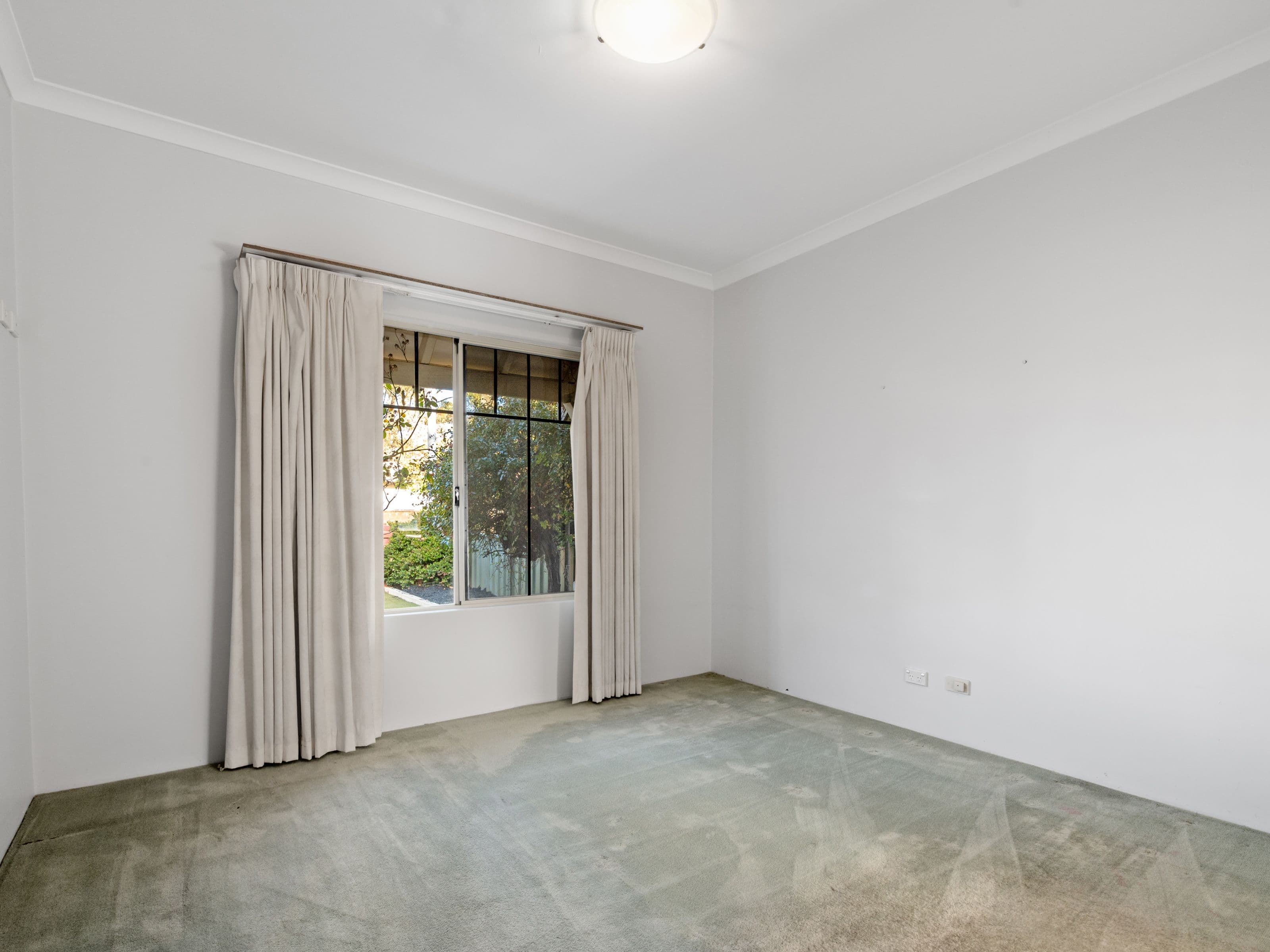 40 Barnsley Street, Queens Park WA 6107, Queens Park - Thumbnail 7