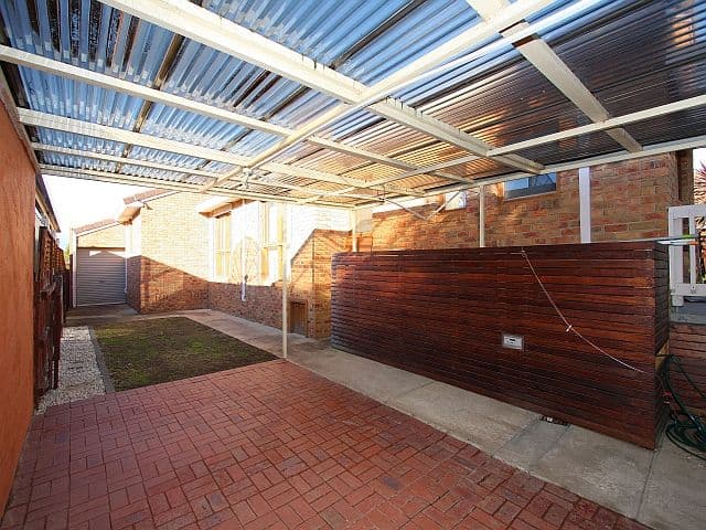11 Lady Penrhyn Avenue, MILL PARK VIC 3082, Mill Park - Thumbnail 8