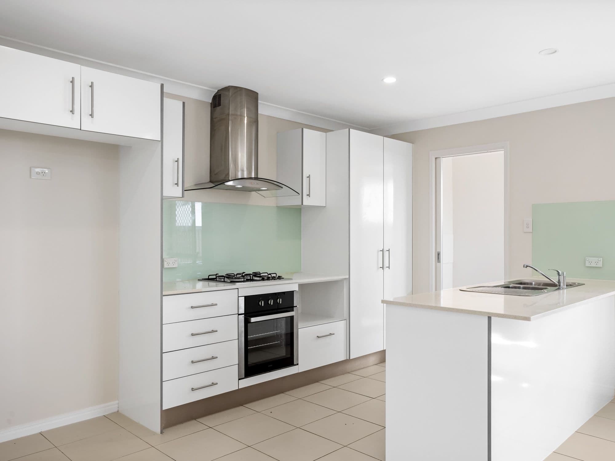 112 Edwardson Drive, Coomera QLD 4209, Coomera - Thumbnail 3