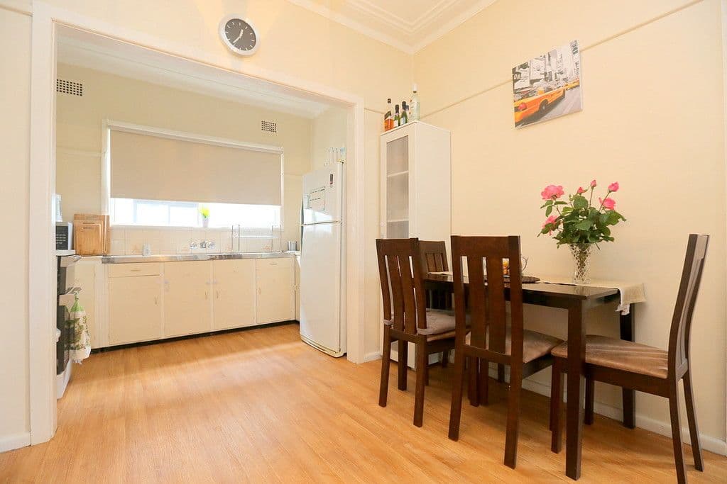 9 Endeavour Road, Georges Hall NSW 2198, Georges Hall - Thumbnail 3