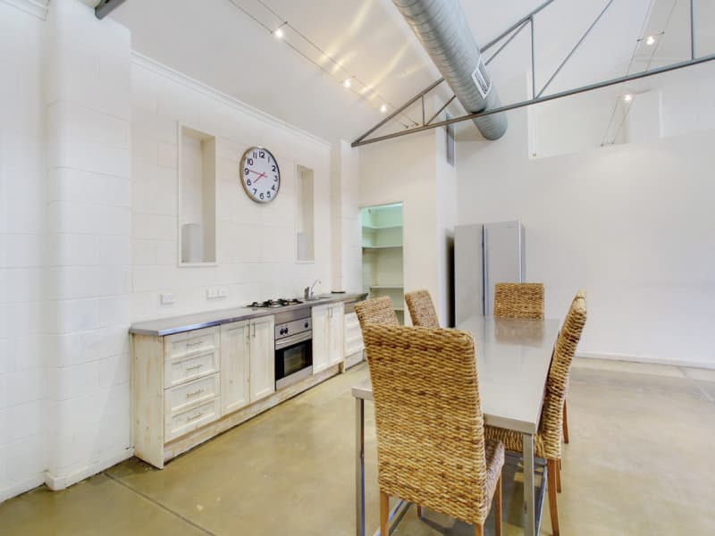 8 Hocking Place, Adelaide - Thumbnail 3