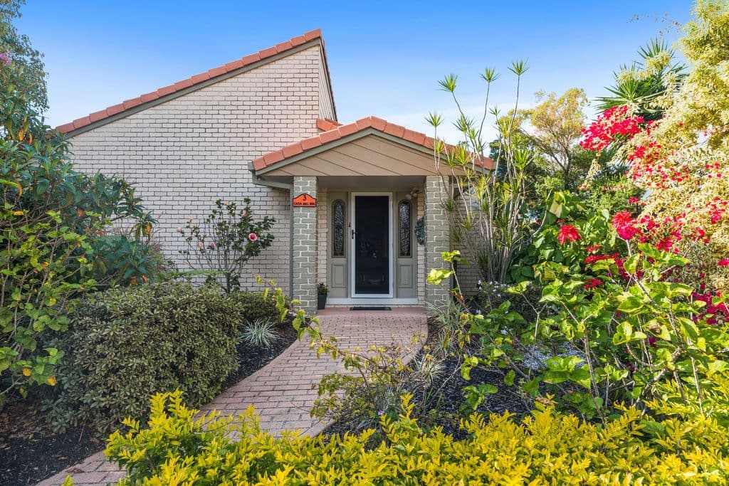 3 Rees Court, Elanora QLD 4221, Elanora - Thumbnail 2