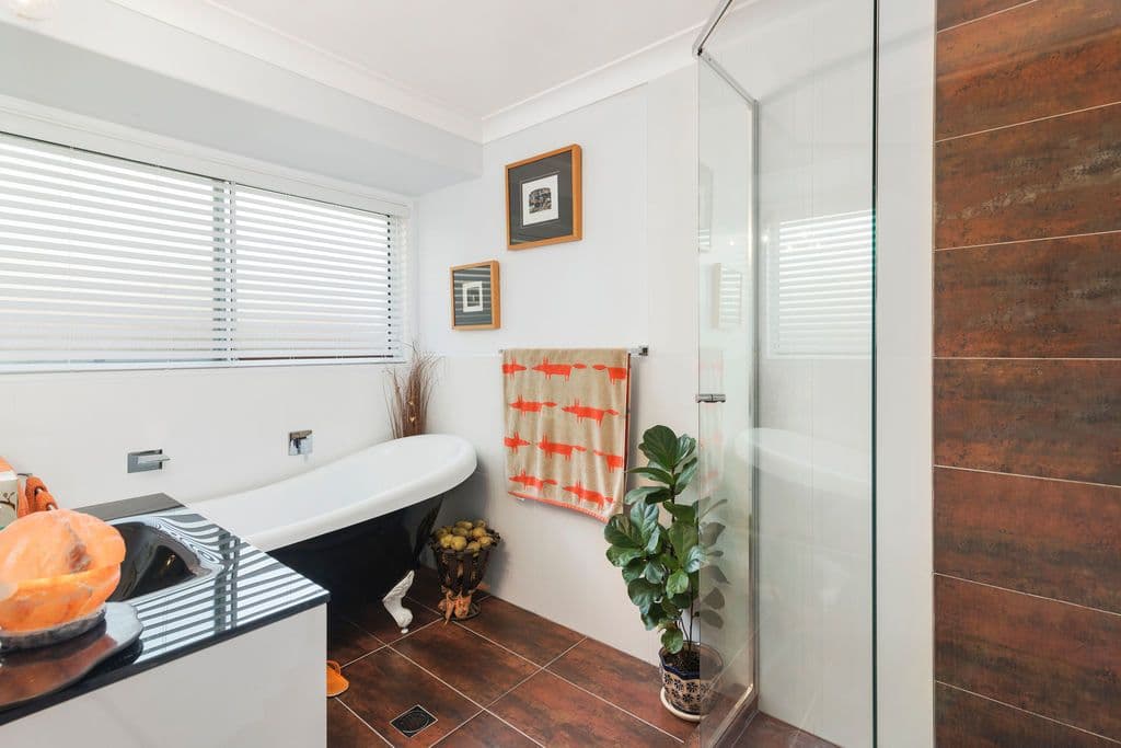 3 Rees Court, Elanora QLD 4221, Elanora - Thumbnail 7