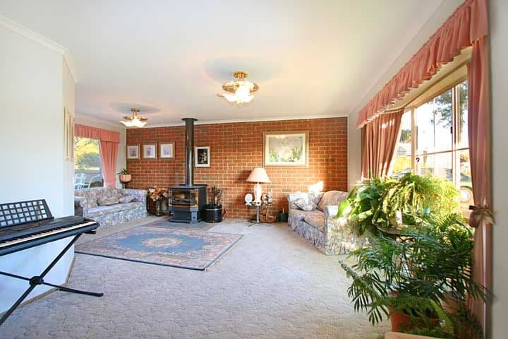 50 Allora Avenue, Ferntree Gully VIC 3156, Ferntree Gully - Thumbnail 2