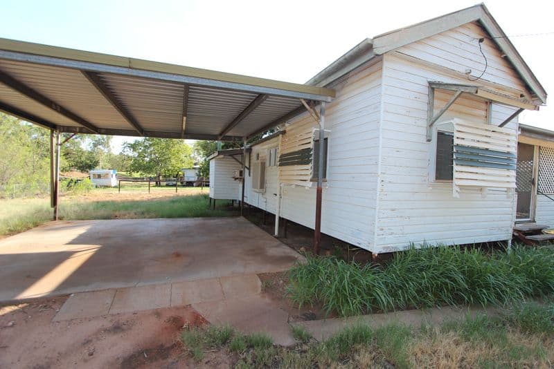 153 Alfred Street, Charleville QLD 4470, Charleville - Thumbnail 5