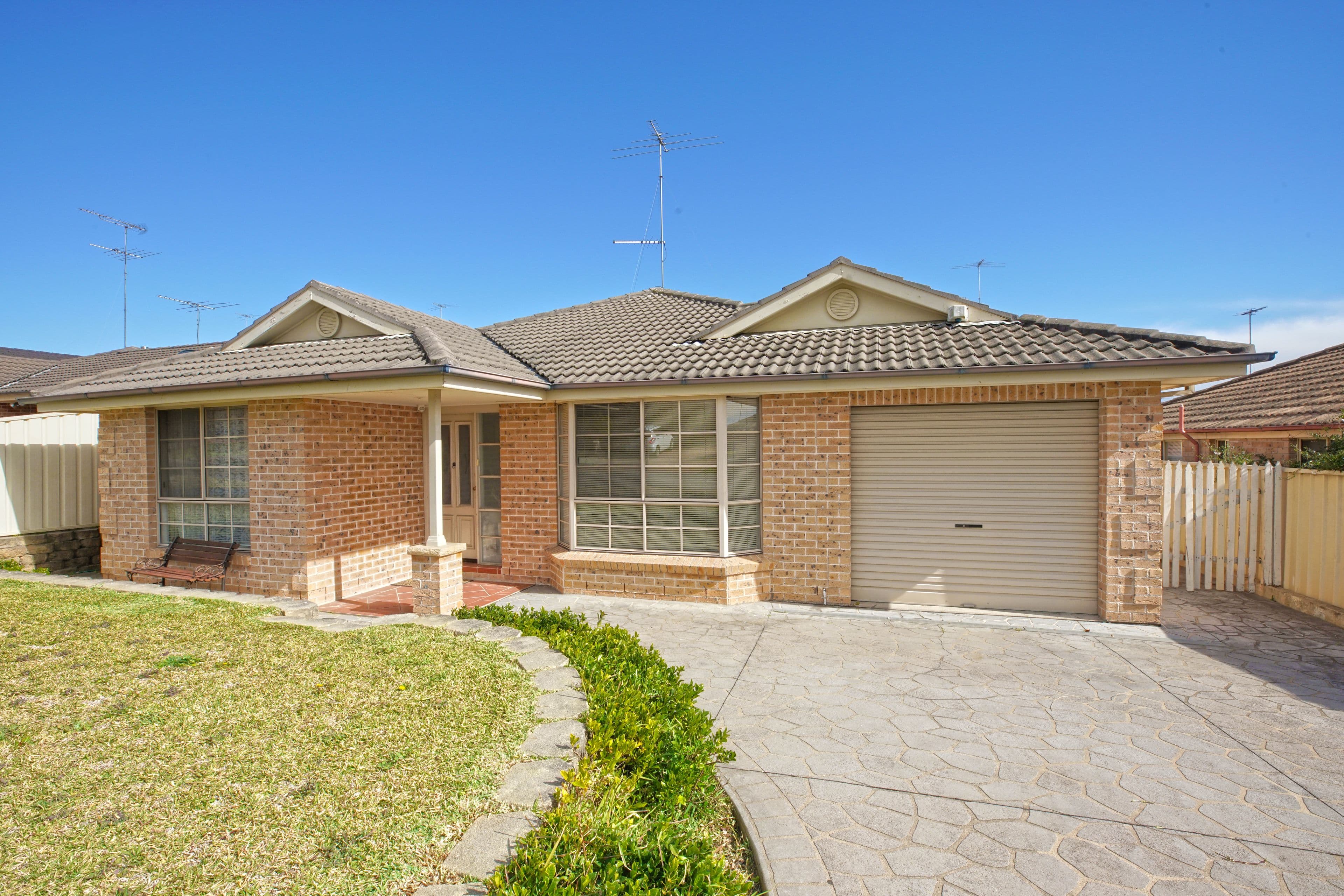21 Jirramba Court, Glenmore Park - Thumbnail 2