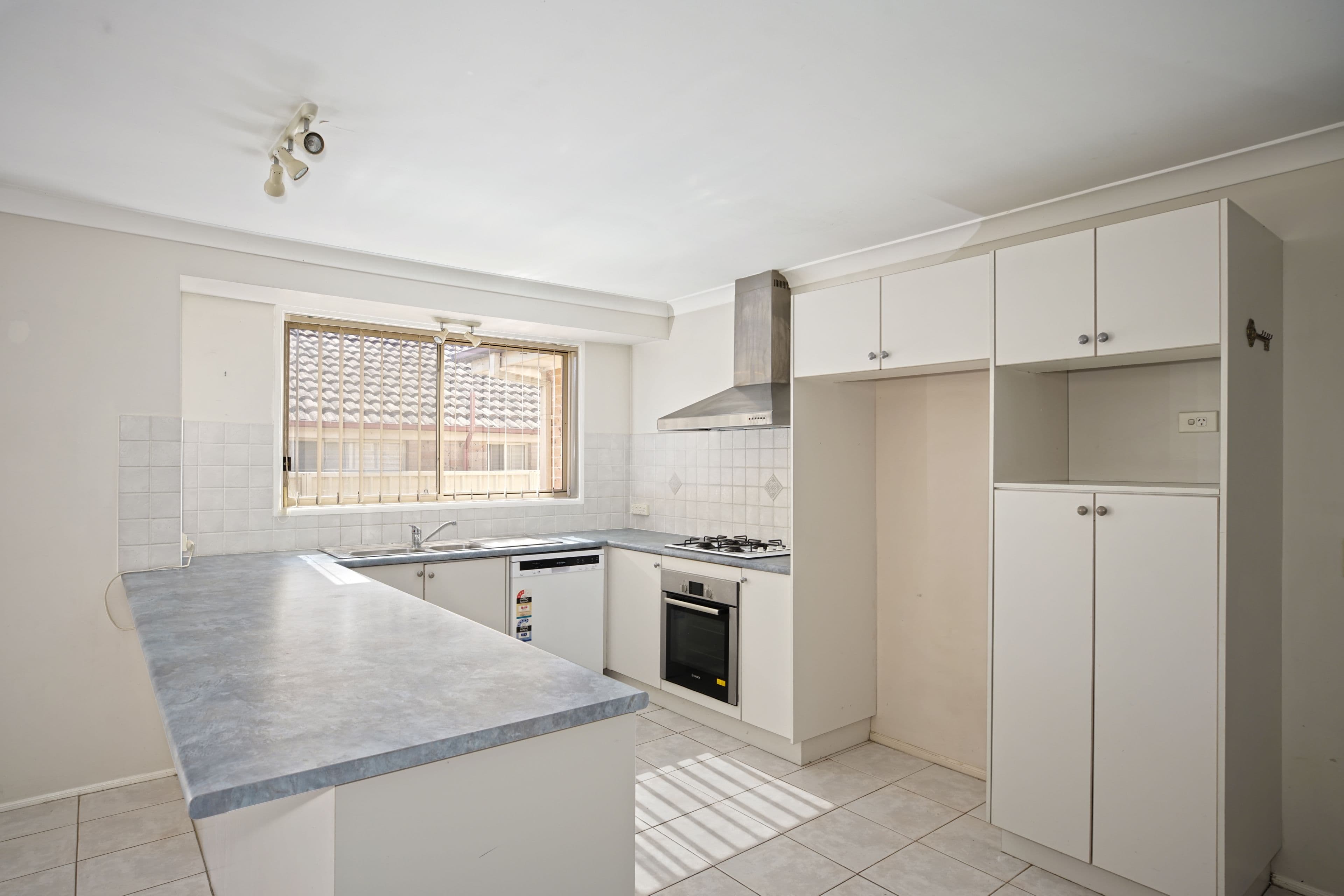 21 Jirramba Court, Glenmore Park - Thumbnail 6