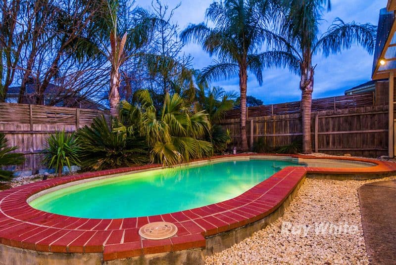 13 Telfer Court, ROWVILLE VIC 3178, Rowville - Thumbnail 2
