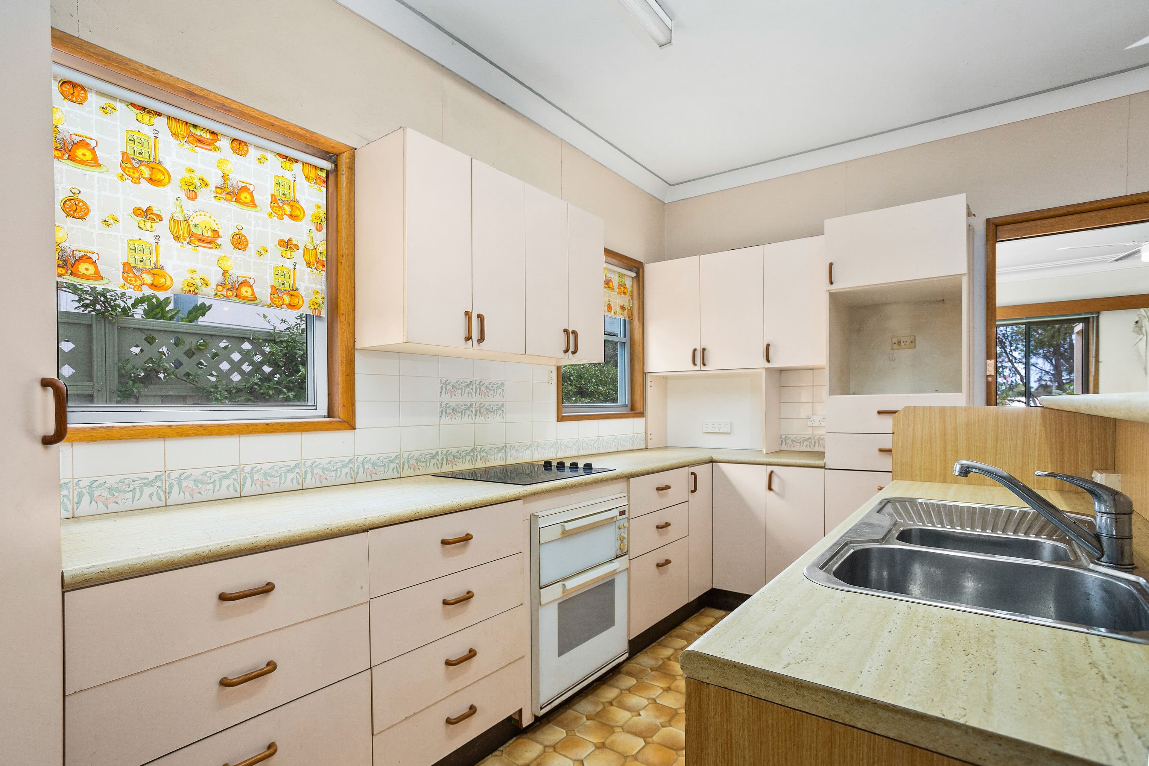 52 Bridge Avenue, Oak Flats NSW 2529, Oak Flats - Thumbnail 2