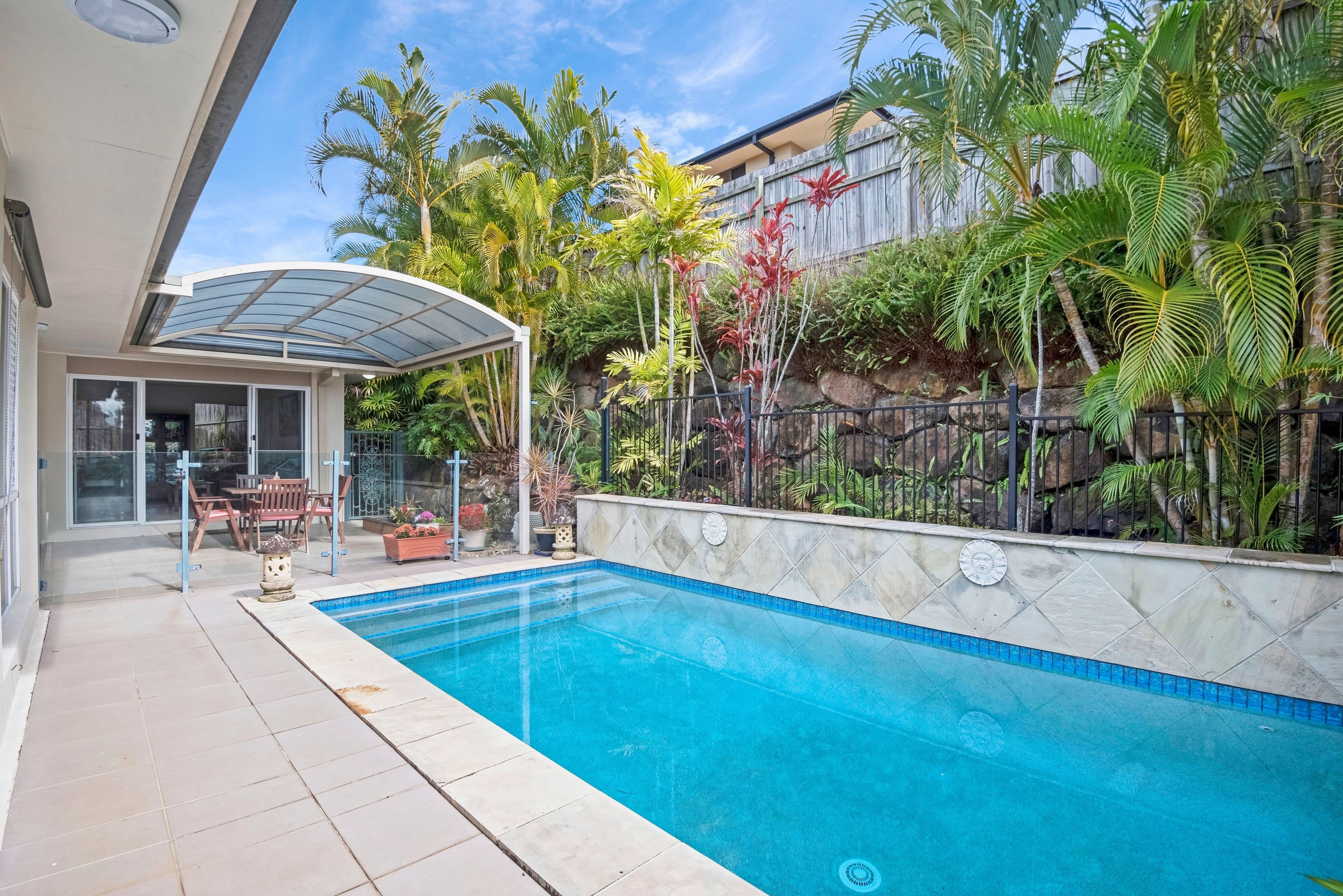 12 Grassmere Court, Banora Point - Image 1