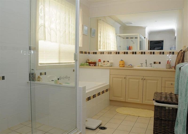 8 Osprey Drive, CRAIGNISH QLD 4655, Craignish - Thumbnail 8