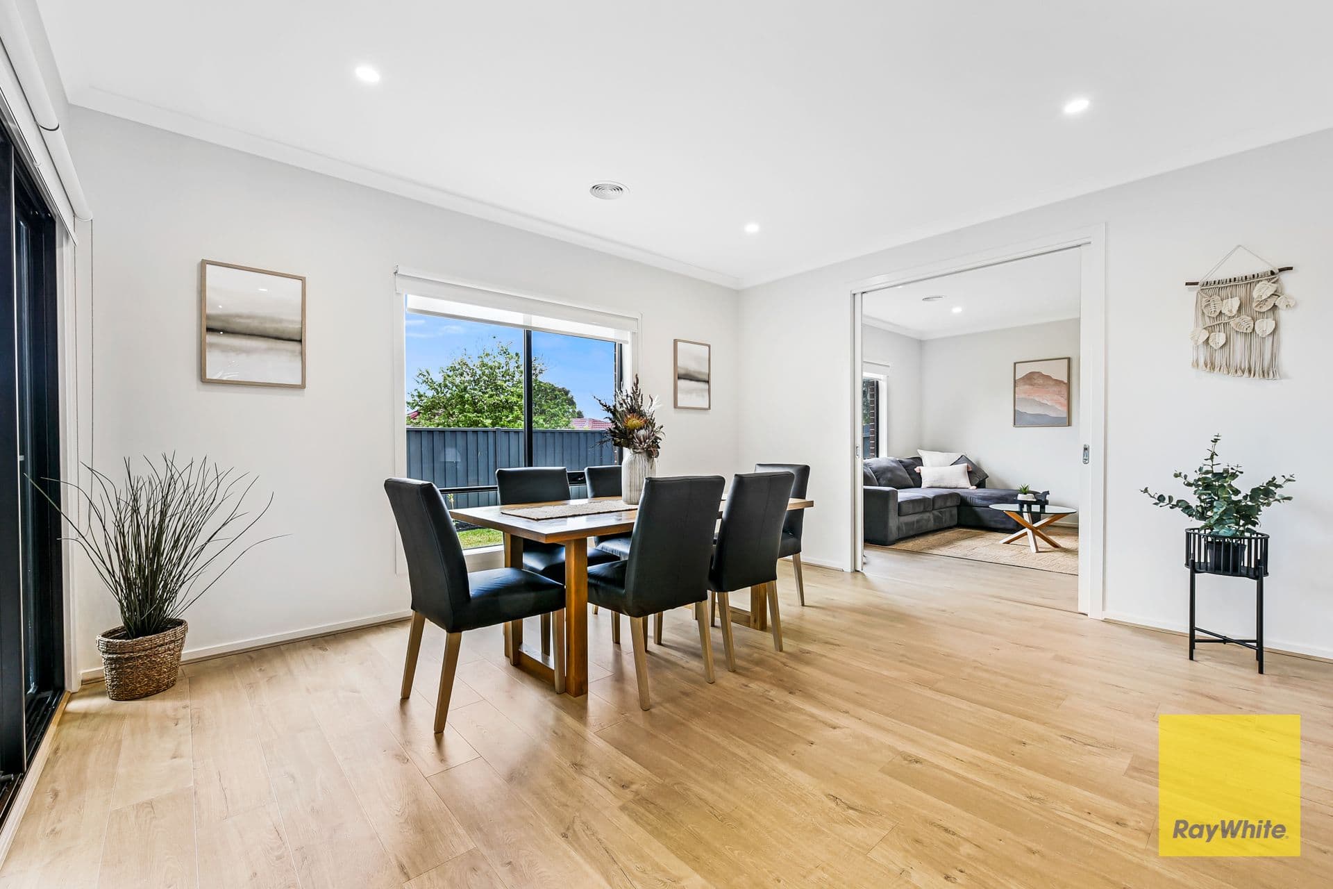 16 David Collins Drive, Endeavour Hills VIC 3802, Endeavour Hills - Thumbnail 7