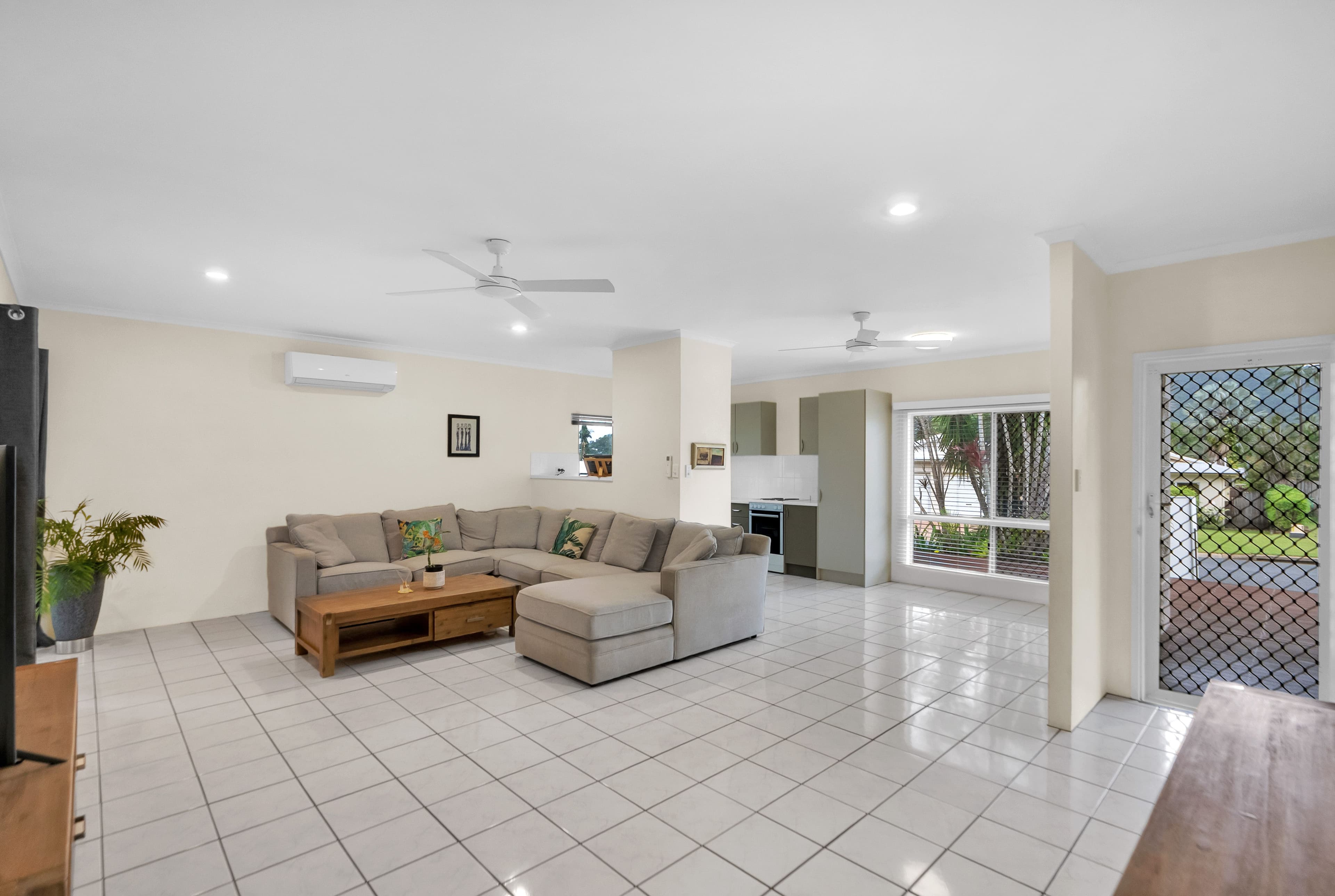 11 Rosewood Close, Redlynch QLD 4870, Redlynch - Thumbnail 6