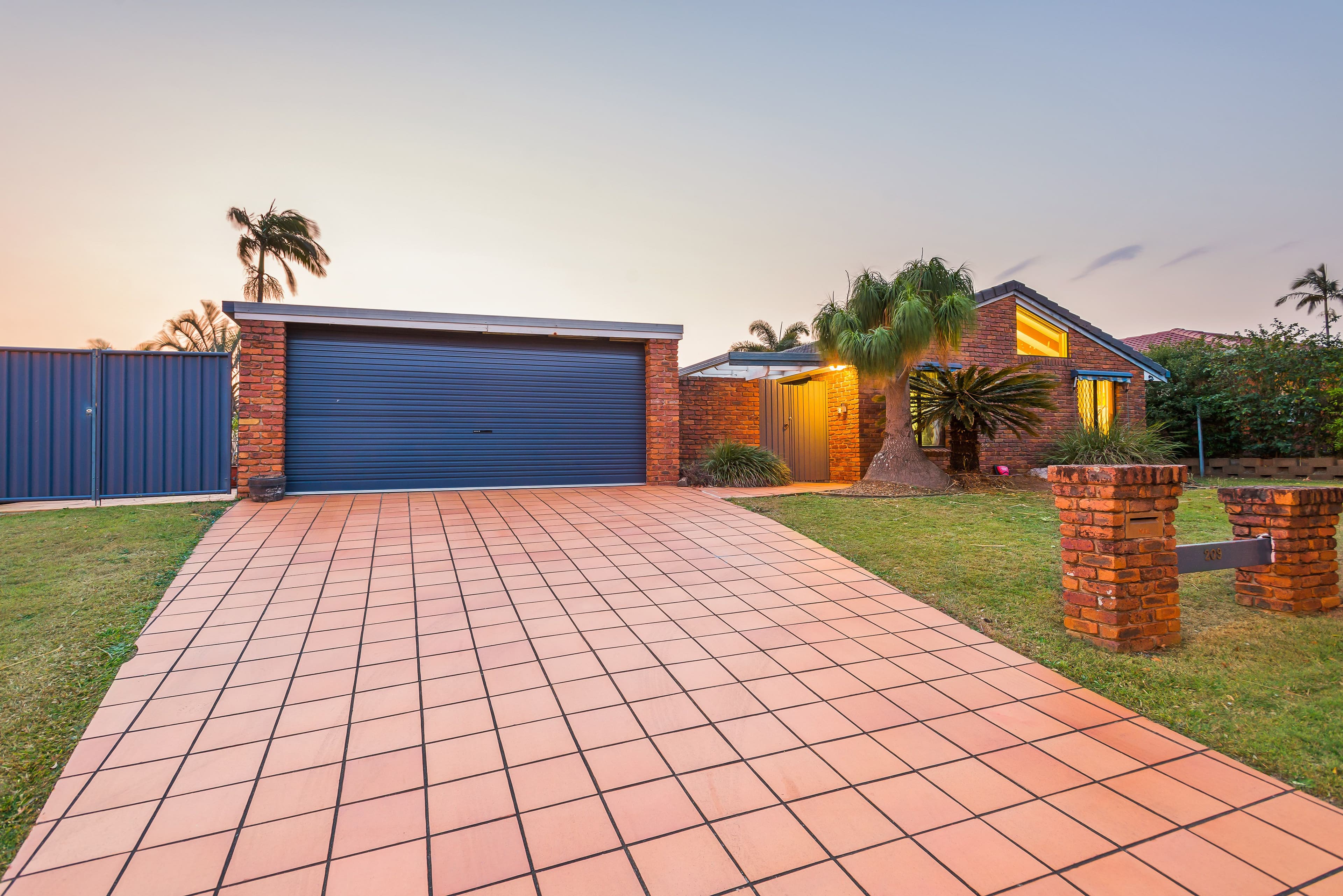 209 Gaskell Street, Eight Mile Plains QLD 4113, Eight Mile Plains - Thumbnail 2