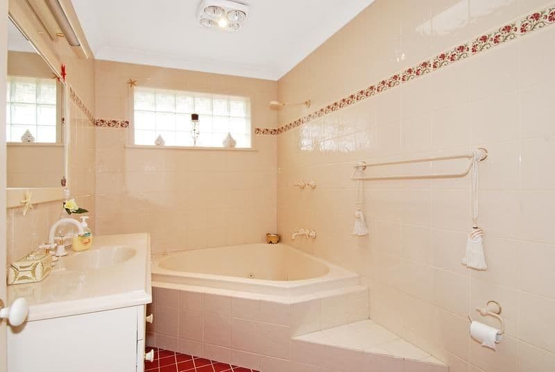 52   Oxley Avenue, KIAMA DOWNS NSW 2533, Kiama Downs - Thumbnail 5