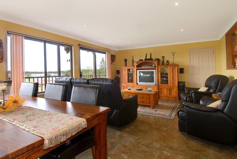 52   Oxley Avenue, KIAMA DOWNS NSW 2533, Kiama Downs - Thumbnail 7
