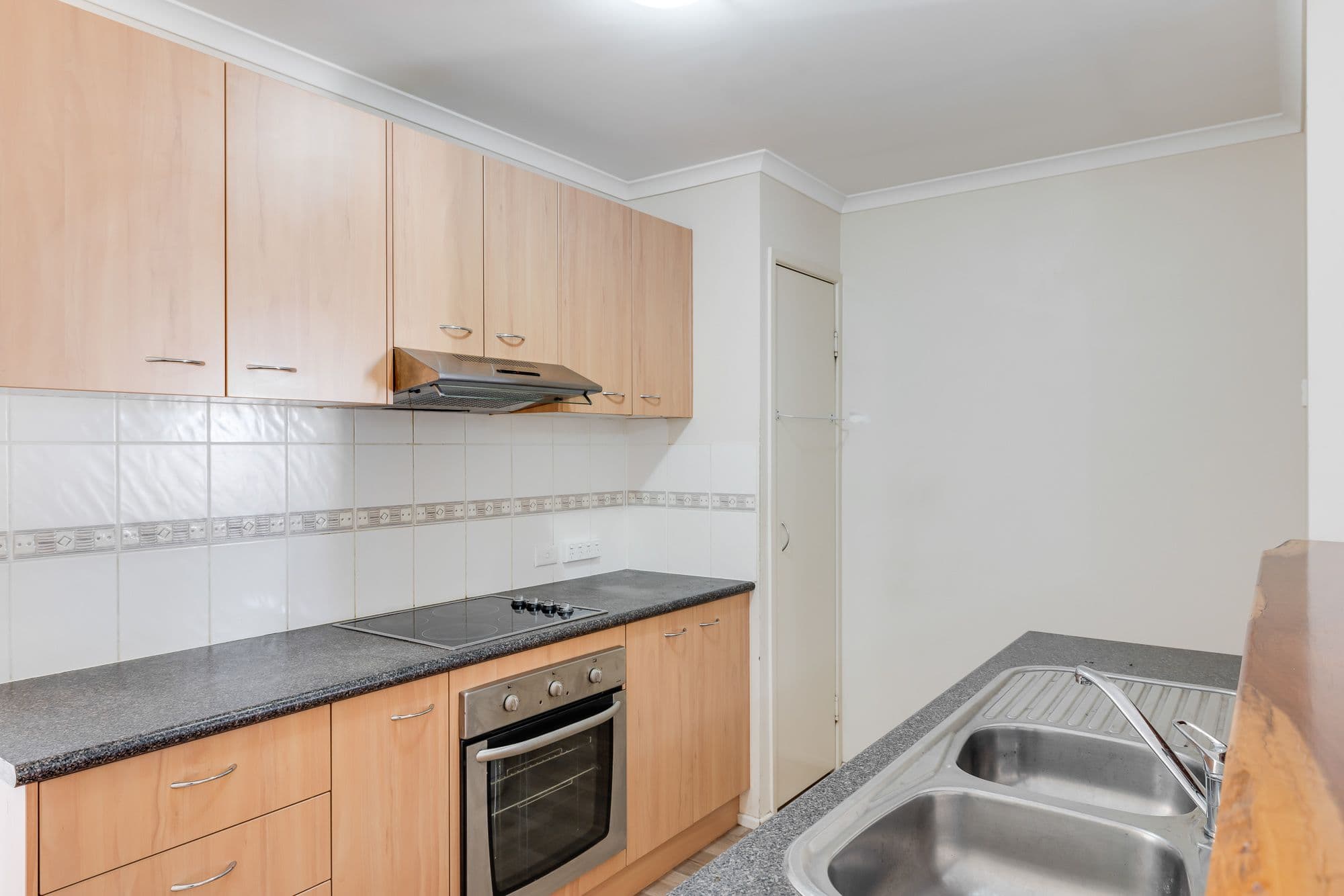 14 Trapp Street, Rockville QLD 4350, Rockville - Thumbnail 2