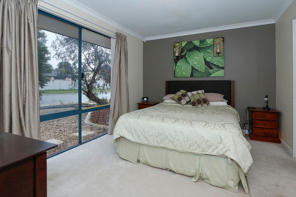 52 Coonawarra Drive, Caversham WA 6055, Caversham - Thumbnail 3