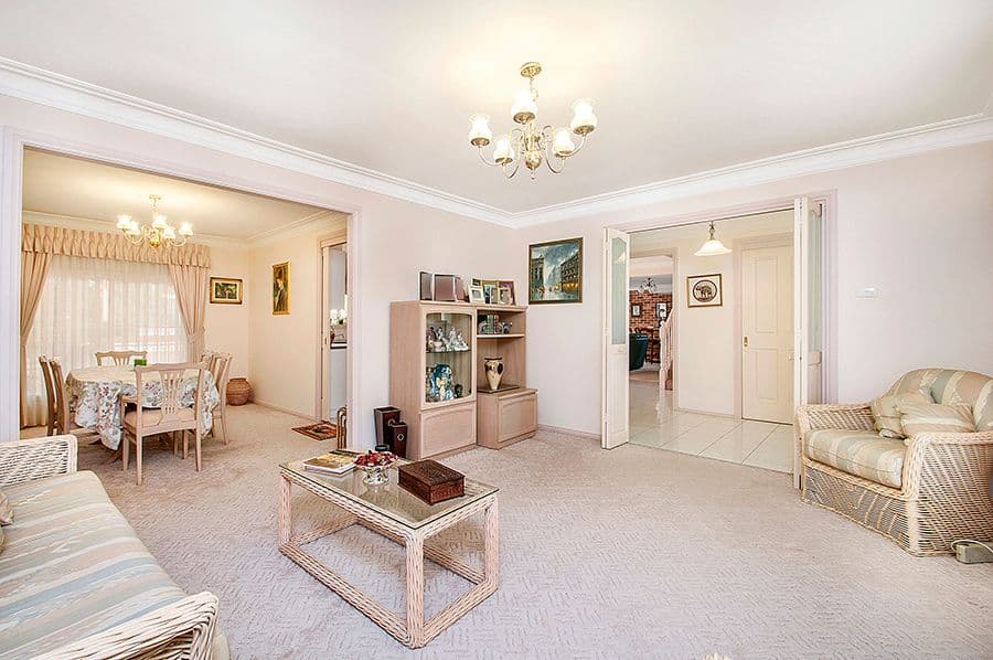 16 Goshawk Crescent, WORONORA HEIGHTS NSW 2233, Woronora Heights - Thumbnail 2