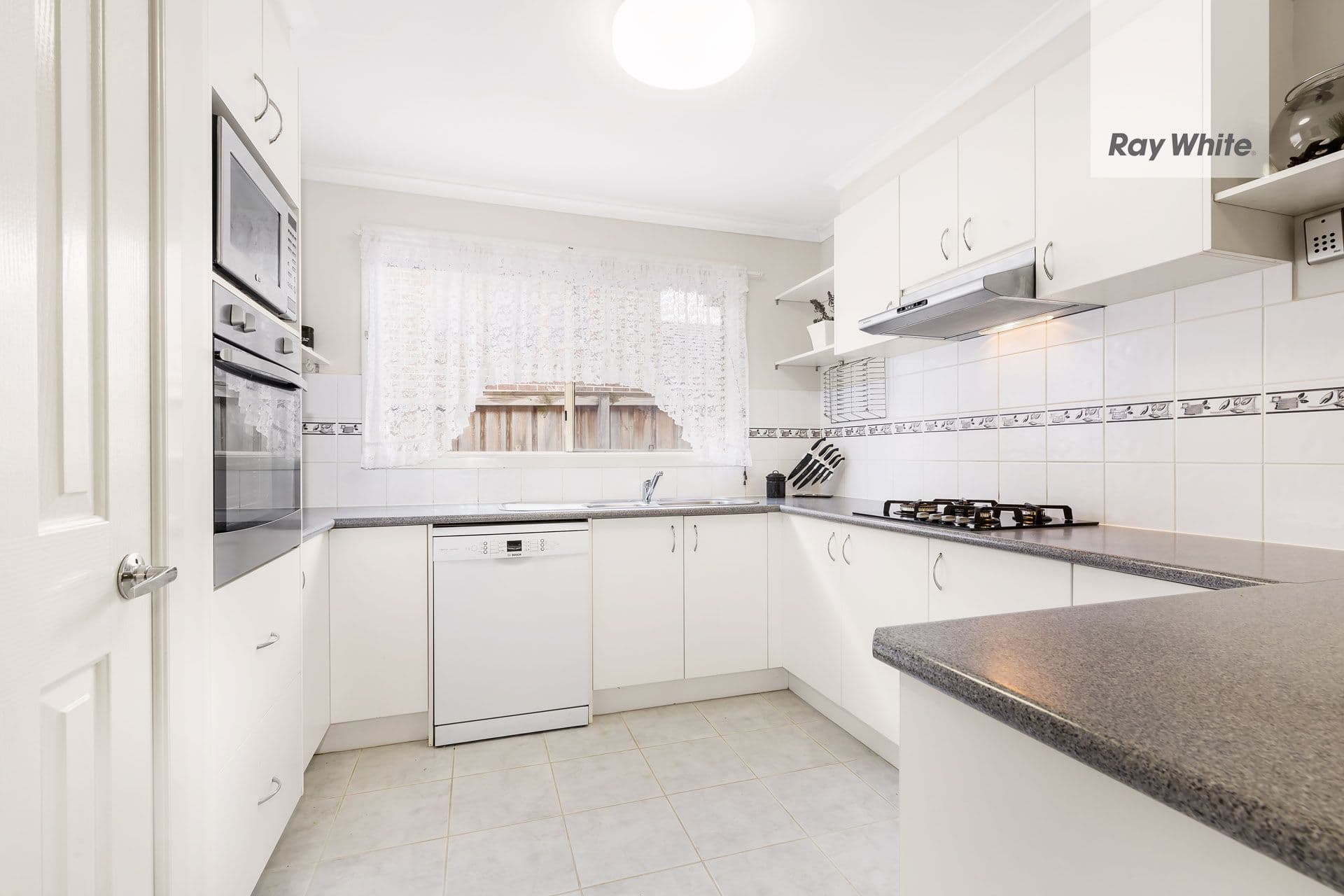 19 Junor Court, South Morang VIC 3752, South Morang - Thumbnail 3