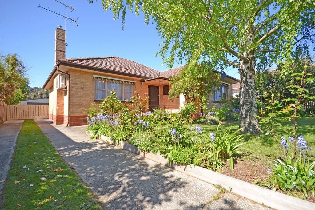11 Reid Street, BROWN HILL VIC 3350, Brown Hill - Image 1