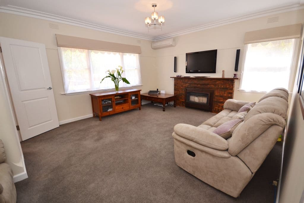 11 Reid Street, BROWN HILL VIC 3350, Brown Hill - Thumbnail 3