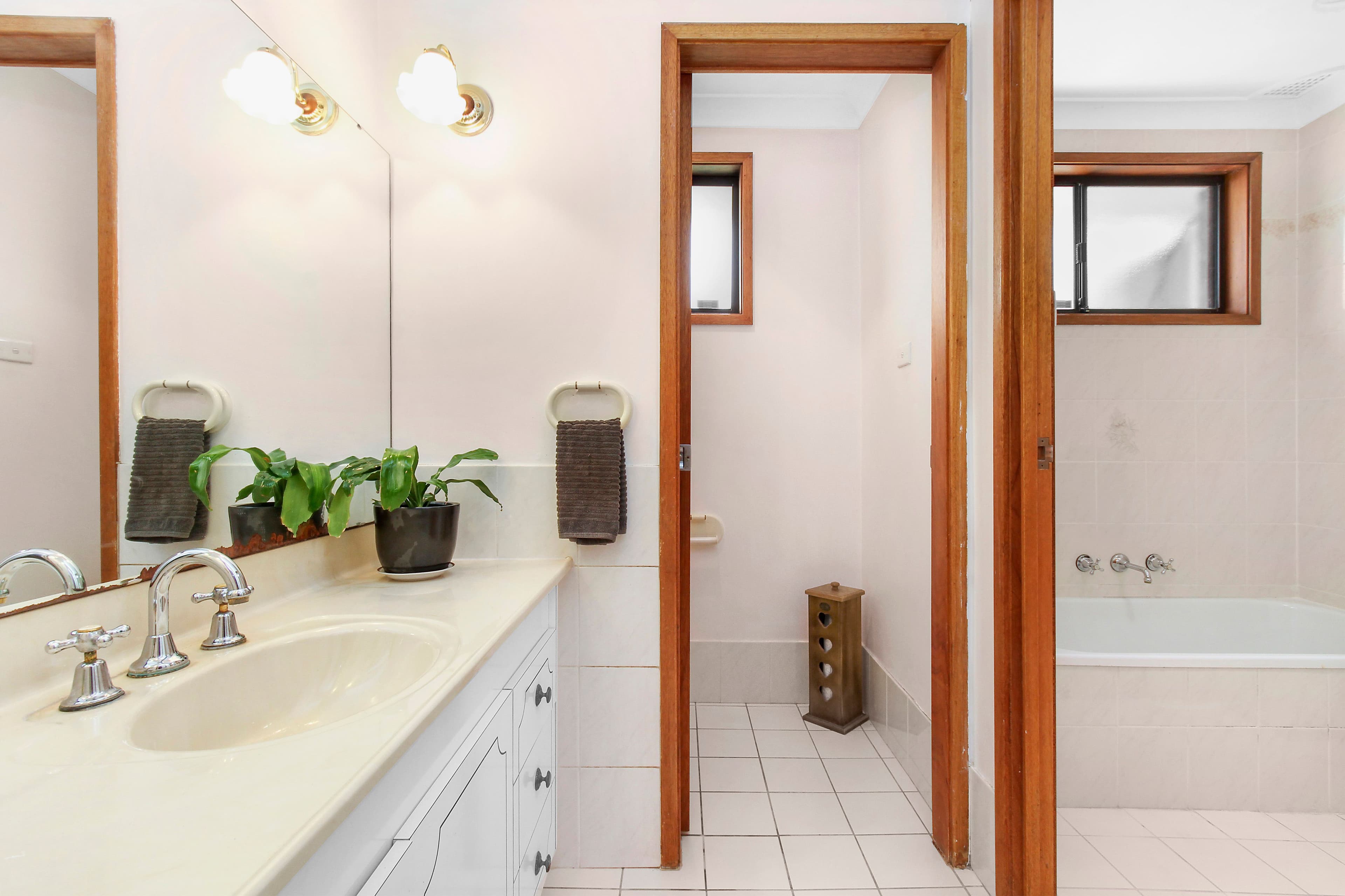 5 Dobell Circuit, St Clair - Thumbnail 4