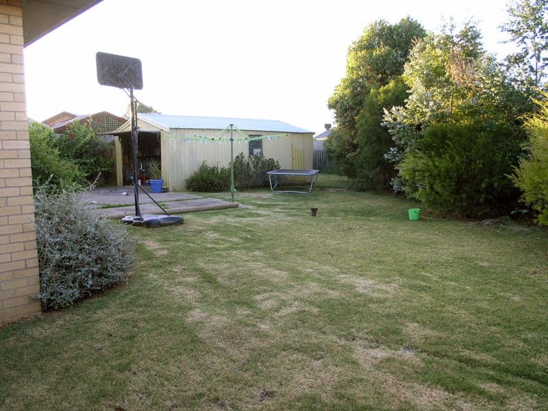1 Azalea Court, NEWCOMB VIC 3219, Newcomb - Thumbnail 7