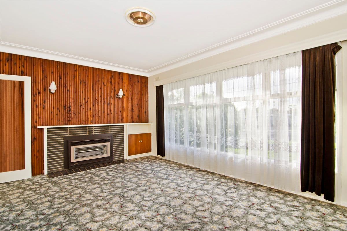 51 Hopetoun Road, Warrnambool VIC 3280, Warrnambool - Thumbnail 2