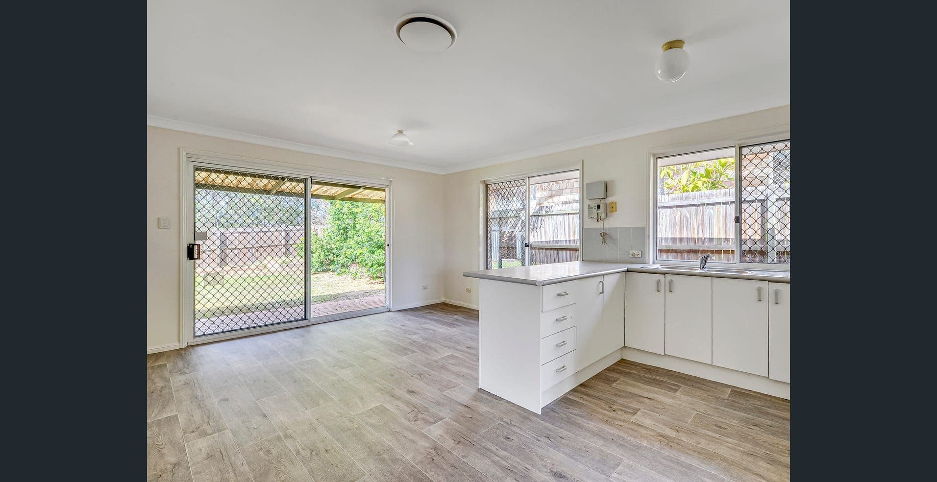 3 Whipbird Street, Bellbird Park QLD 4300, Bellbird Park - Thumbnail 3