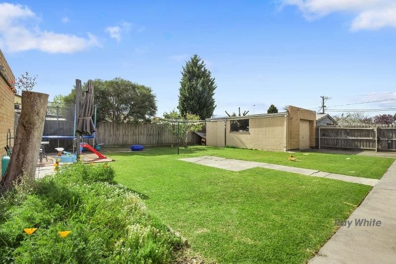 27 Watsons Road, Newcomb VIC 3219, Newcomb - Thumbnail 6