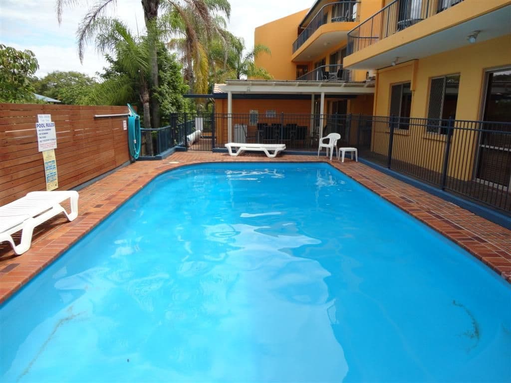 383 Charlton Esplanade, TORQUAY QLD 4655, Torquay - Image 1