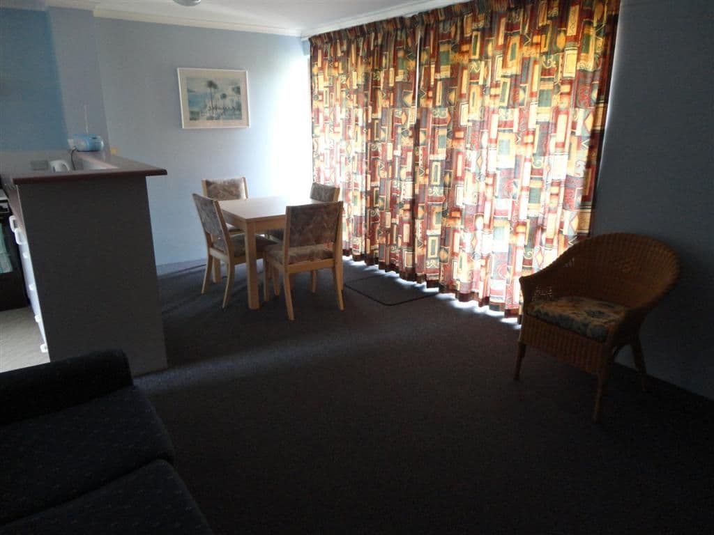 383 Charlton Esplanade, TORQUAY QLD 4655, Torquay - Thumbnail 4