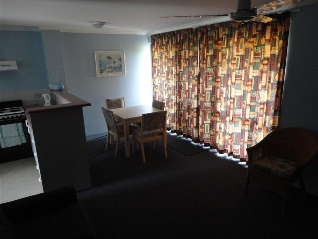 383 Charlton Esplanade, TORQUAY QLD 4655, Torquay - Thumbnail 5