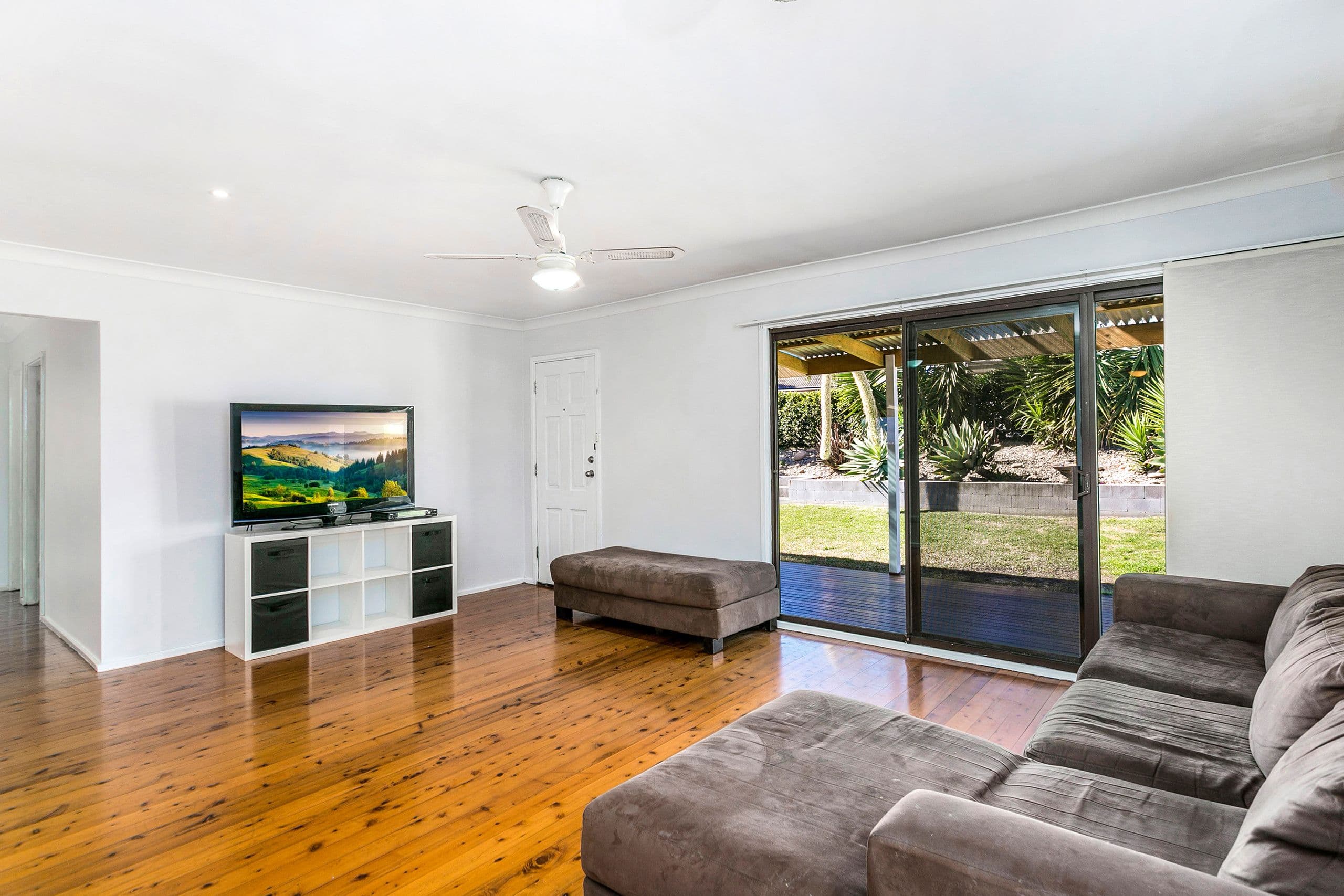 63 Goolagong Circuit, Mount Warrigal - Thumbnail 2