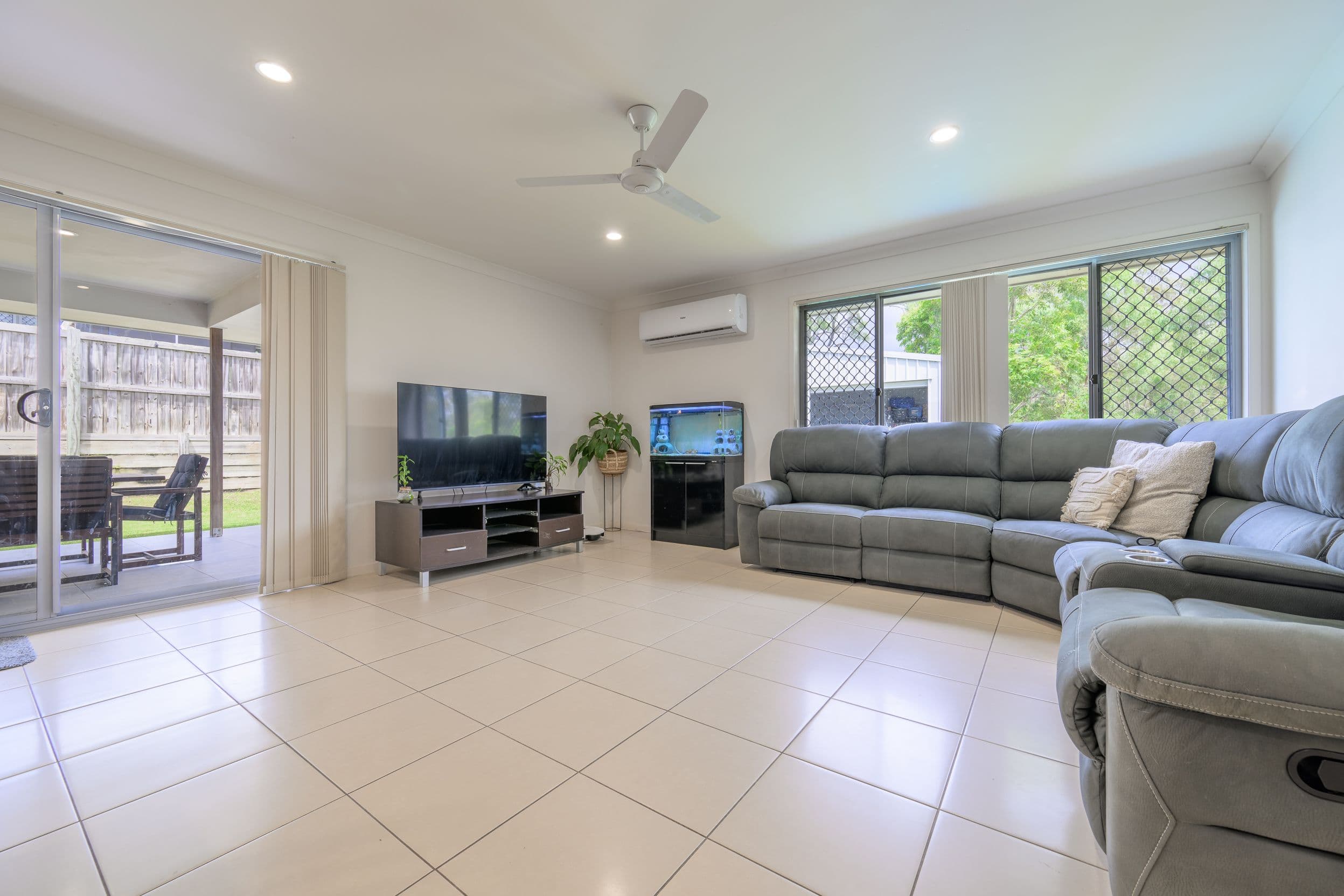 52 Broadwater Place, New Auckland QLD 4680, New Auckland - Thumbnail 6