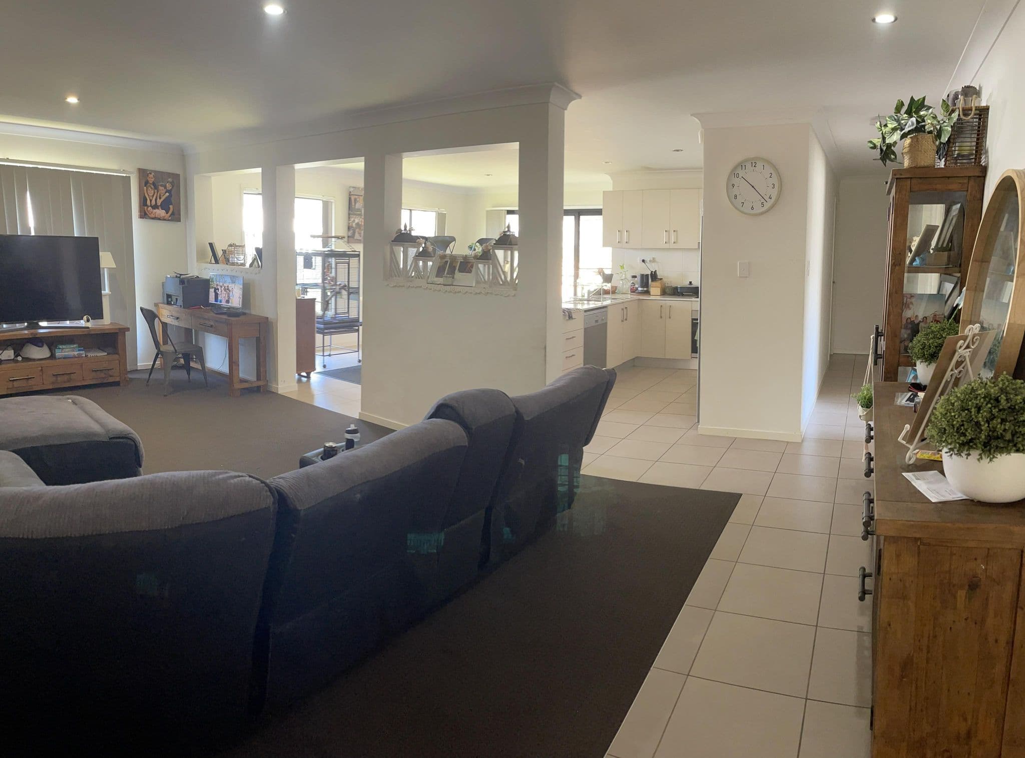 10 Lenthall Street, Boyne Island QLD 4680, Boyne Island - Thumbnail 4