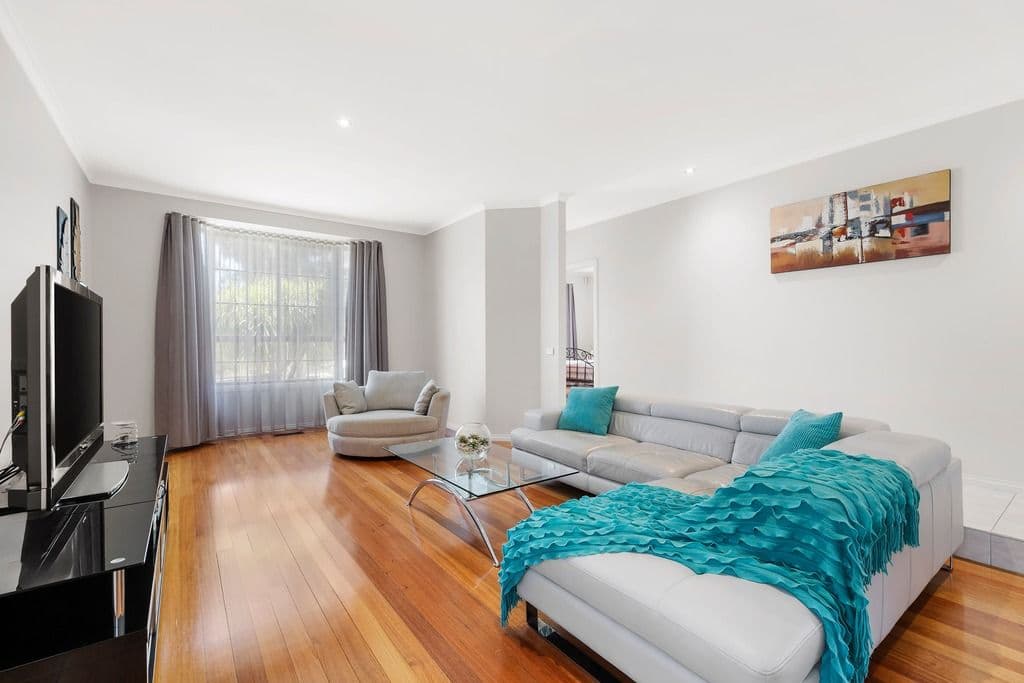 30 Hawkes Drive, Mill Park VIC 3082, Mill Park - Thumbnail 4