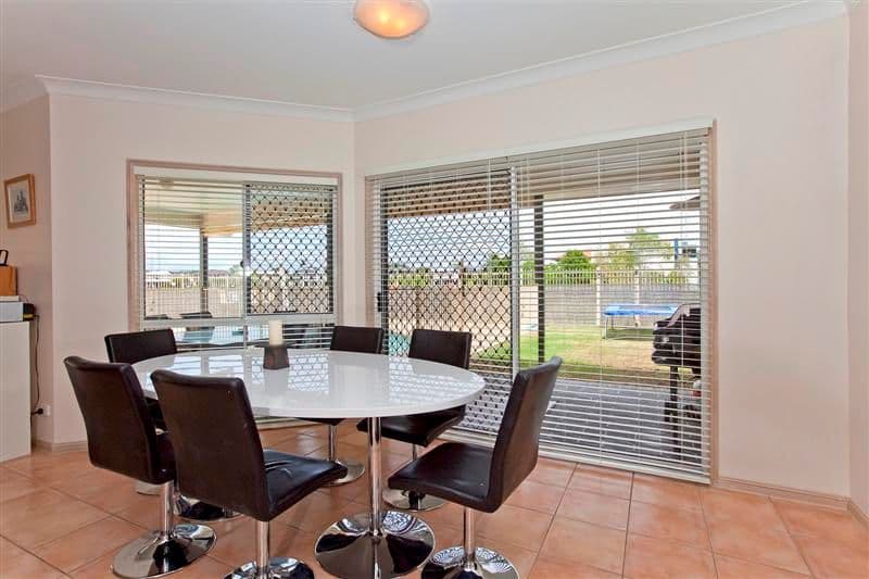 21 Allan Day Drive, WELLINGTON POINT QLD 4160, Wellington Point - Thumbnail 4