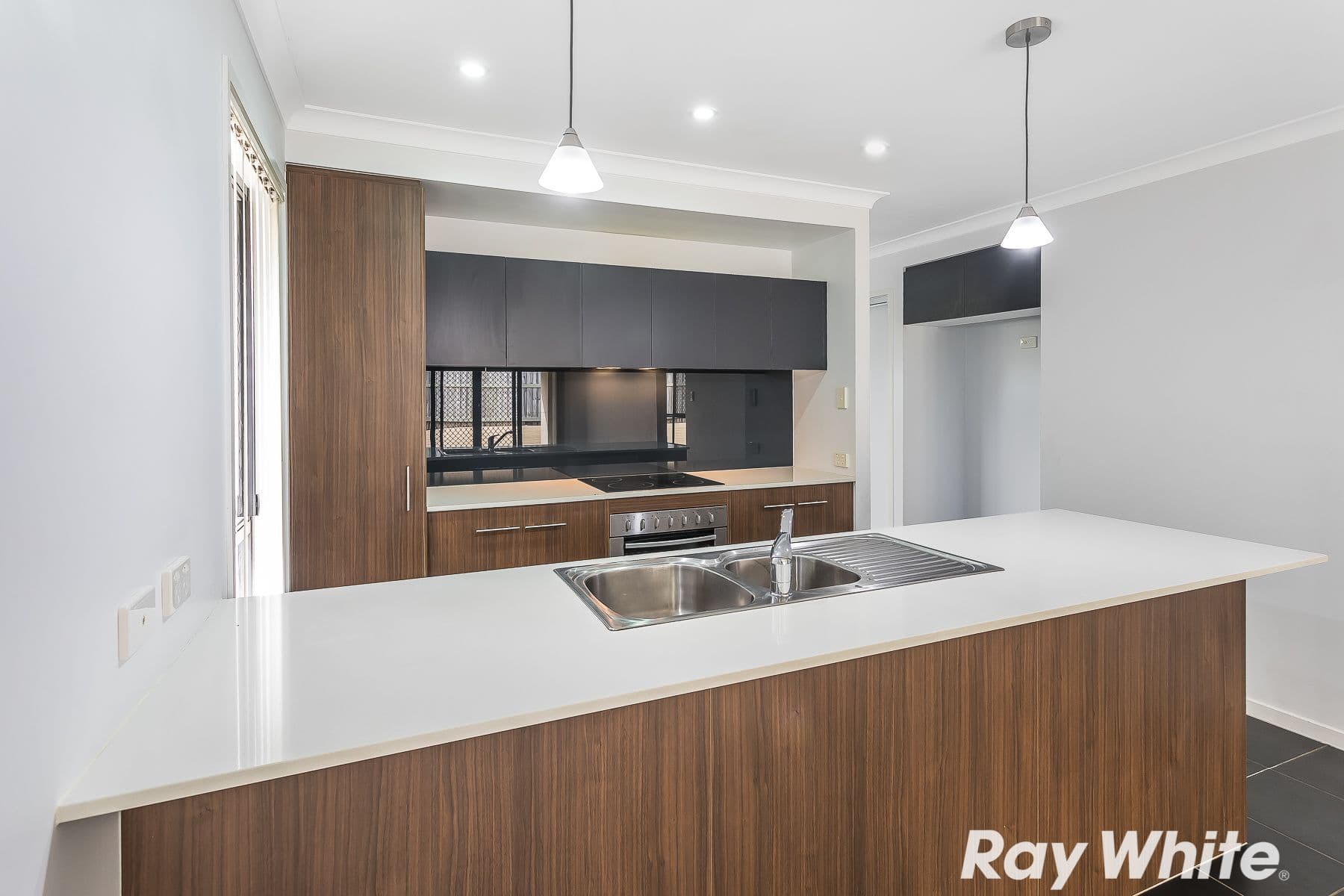 16 Nullabor Circuit, North Lakes QLD 4509, North Lakes - Thumbnail 5