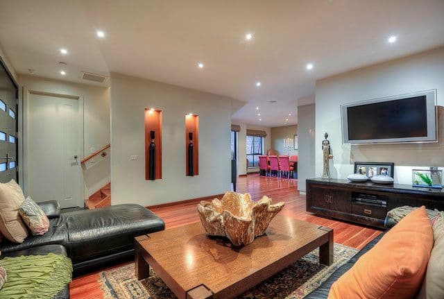 19 Dumbarton Street, RESERVOIR VIC 3073, Reservoir - Thumbnail 6