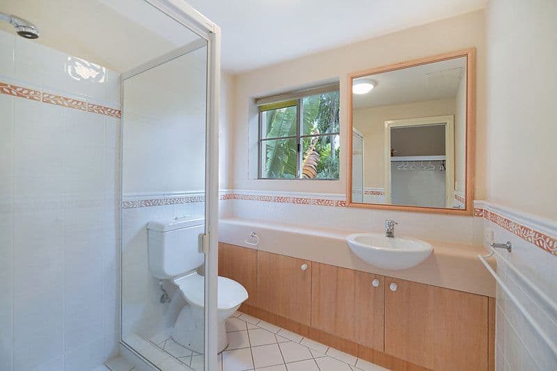 34 Woodroffe, MAIN BEACH QLD 4217, Main Beach - Thumbnail 8