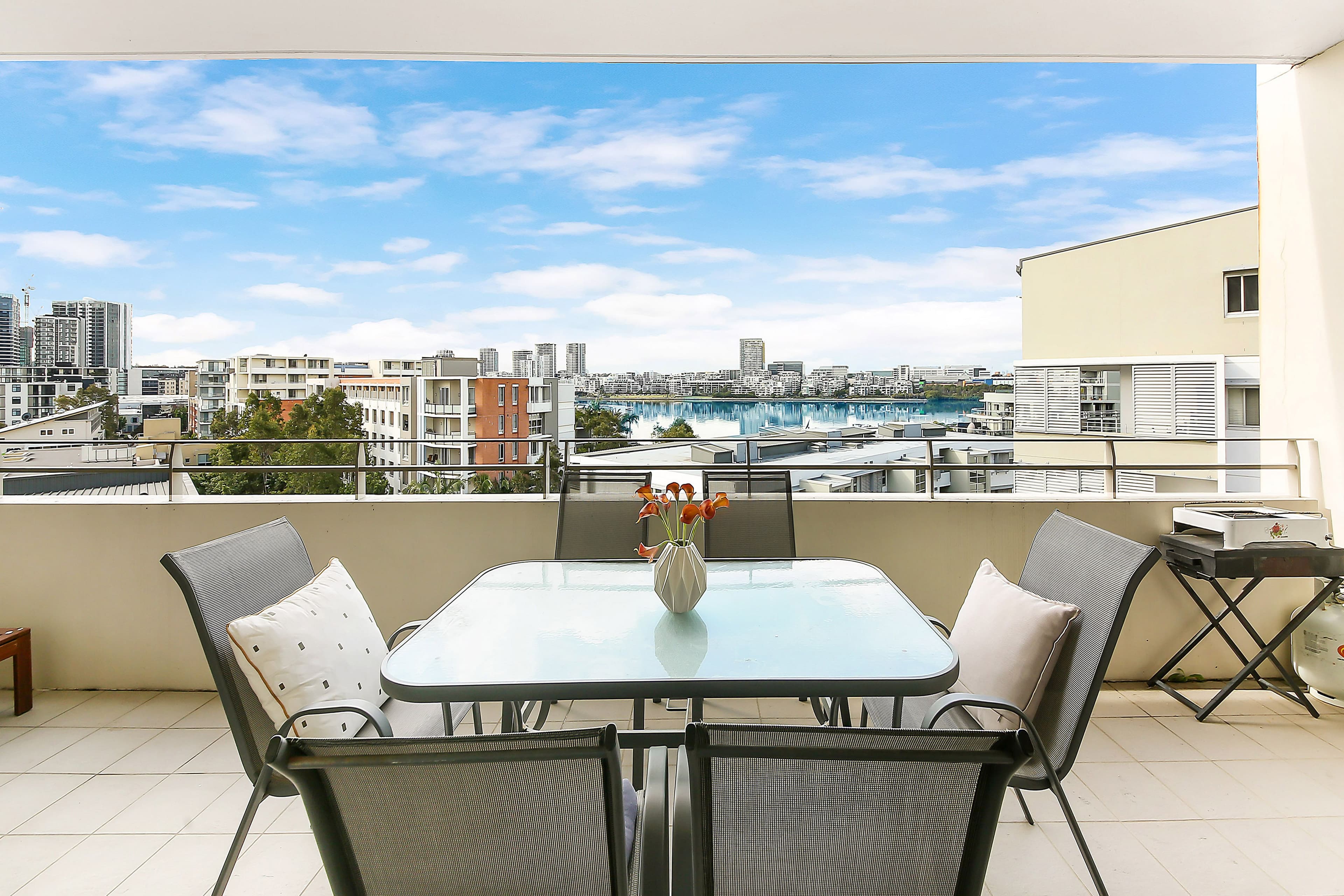 2 The Piazza, Wentworth Point NSW 2127, Wentworth Point - Thumbnail 3