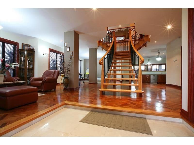 119 Telopea Crescent, MILL PARK VIC 3082, Mill Park - Thumbnail 3