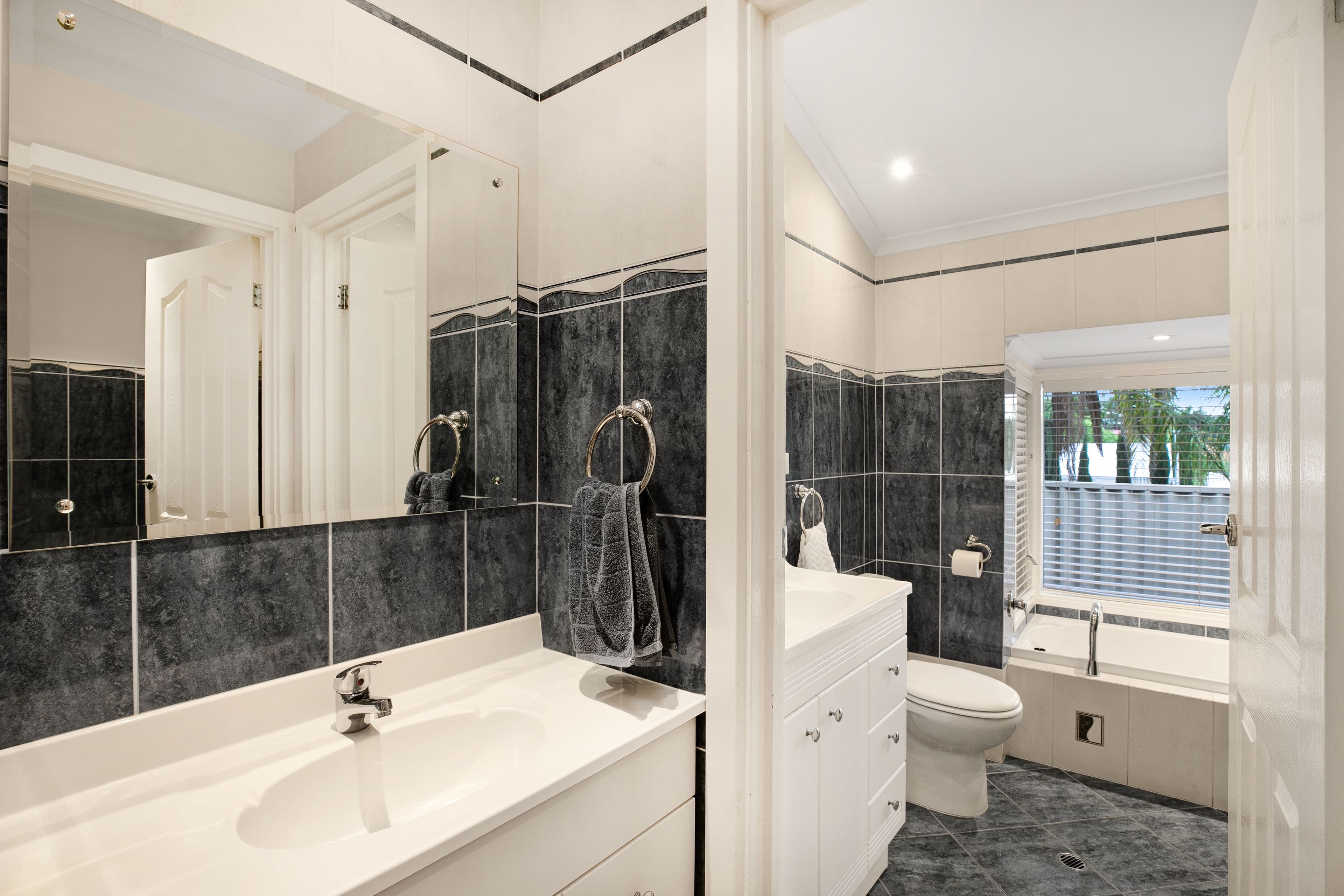 50 Doulton Drive, Trott Park SA 5158, Trott Park - Thumbnail 6