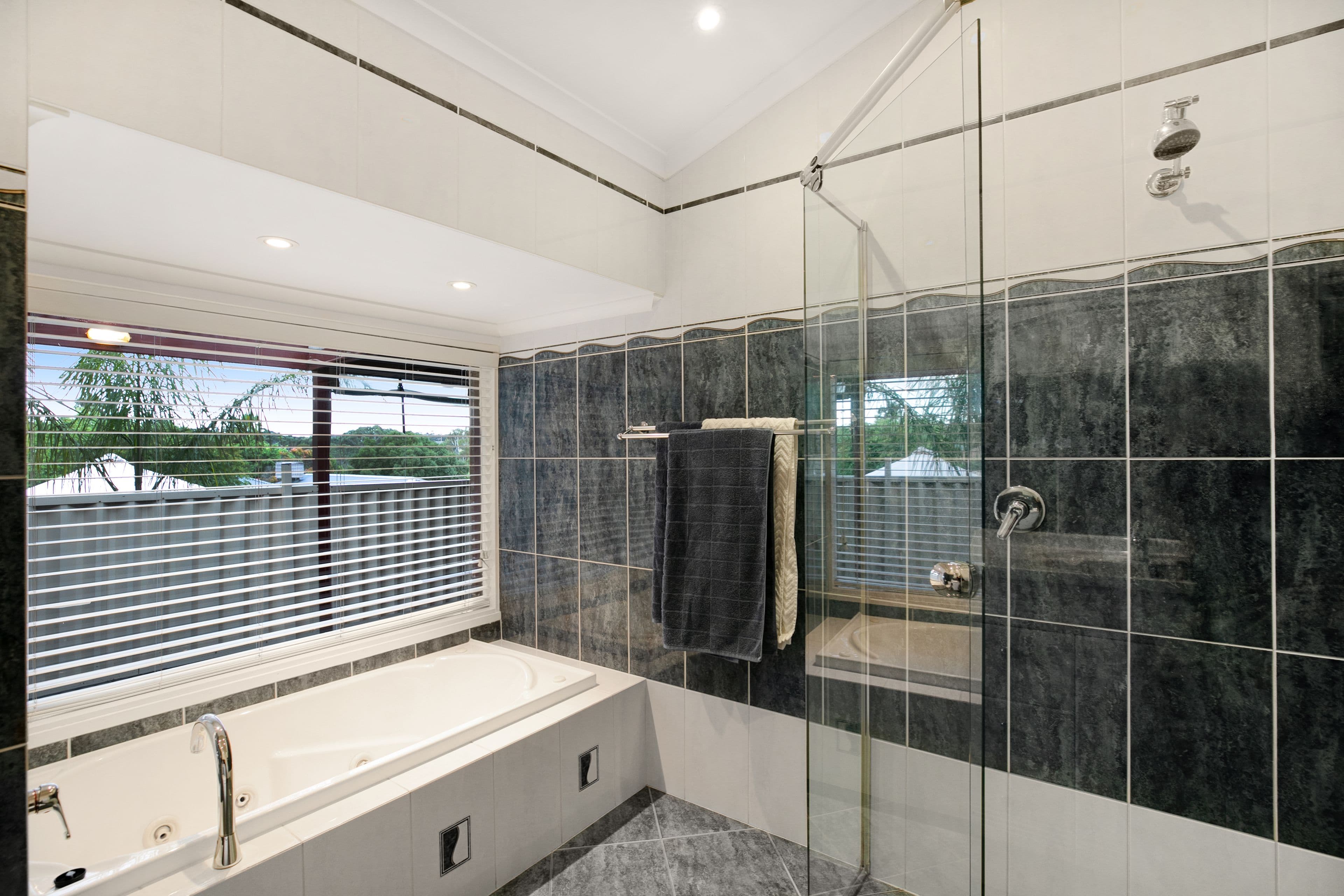 50 Doulton Drive, Trott Park SA 5158, Trott Park - Thumbnail 7