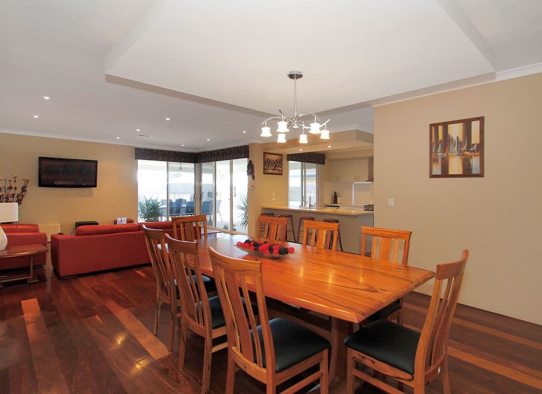 281 Campbell Road, CANNING VALE WA 6155, Canning Vale - Thumbnail 2