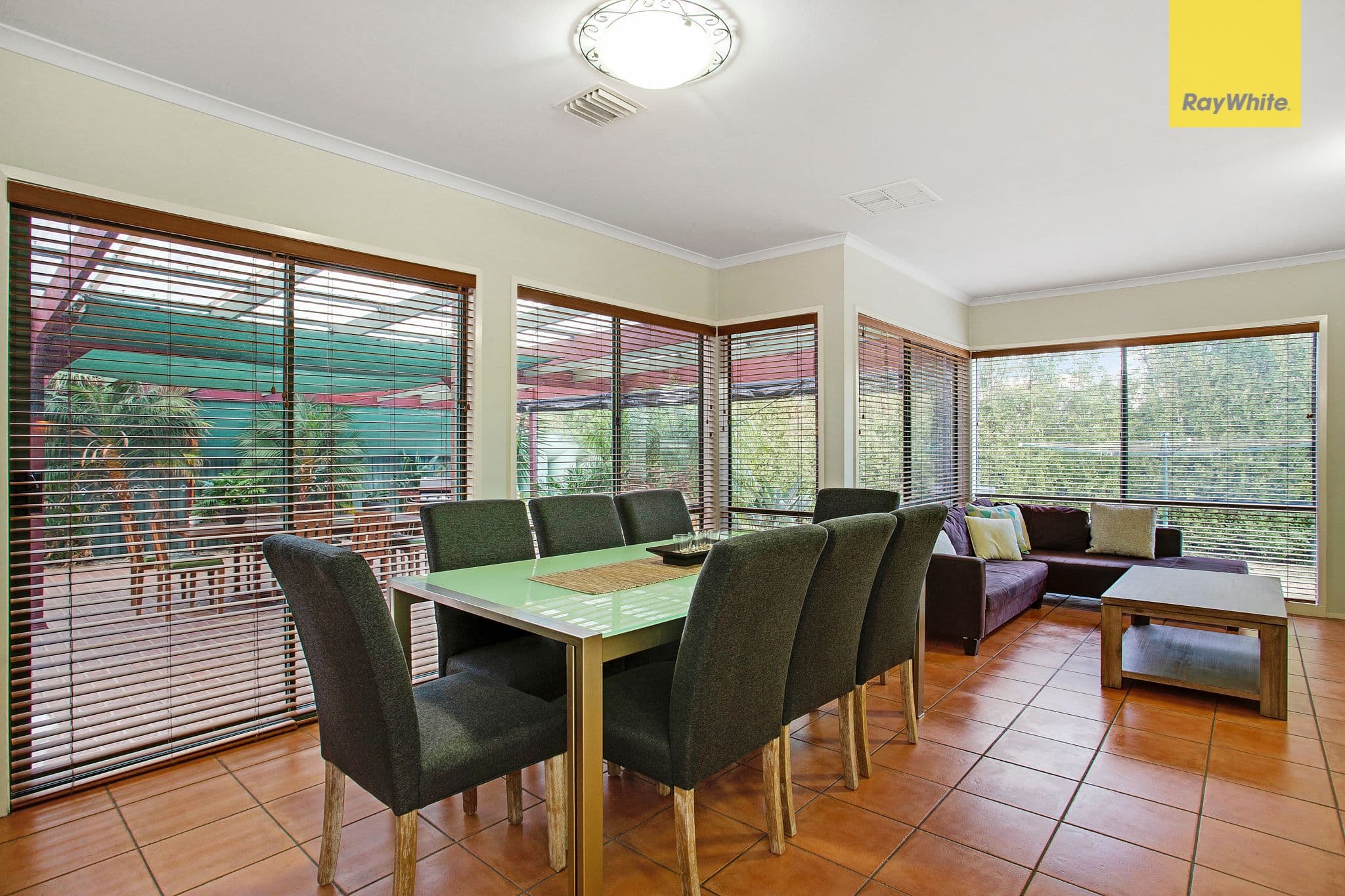 6 Kelland Avenue, Hillside VIC 3037, Hillside - Thumbnail 4